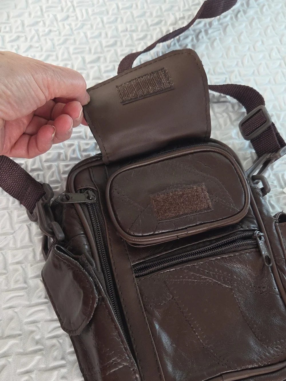 Crossbody MENS SLING BAG.Brown. English Leather PVC. RAIN RESISTANT